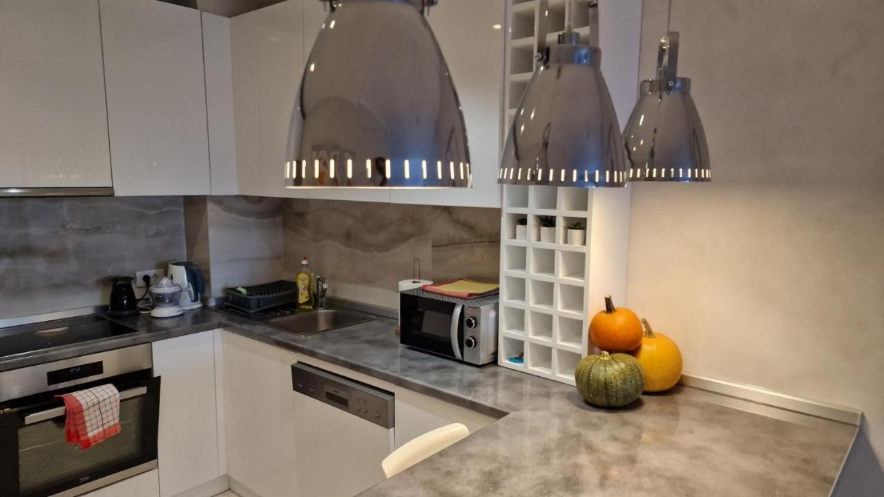 Lux Apartman Ava Kikinda Exterior foto